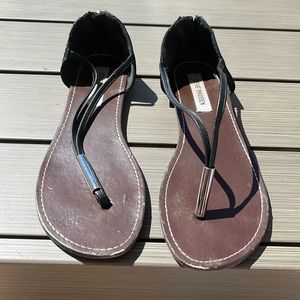 Steve Madden Sandles black and brown